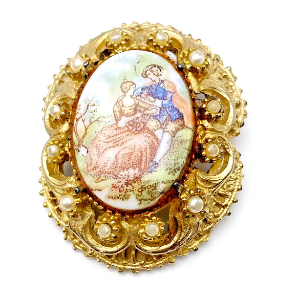 Courting Couple Brooch main image 0